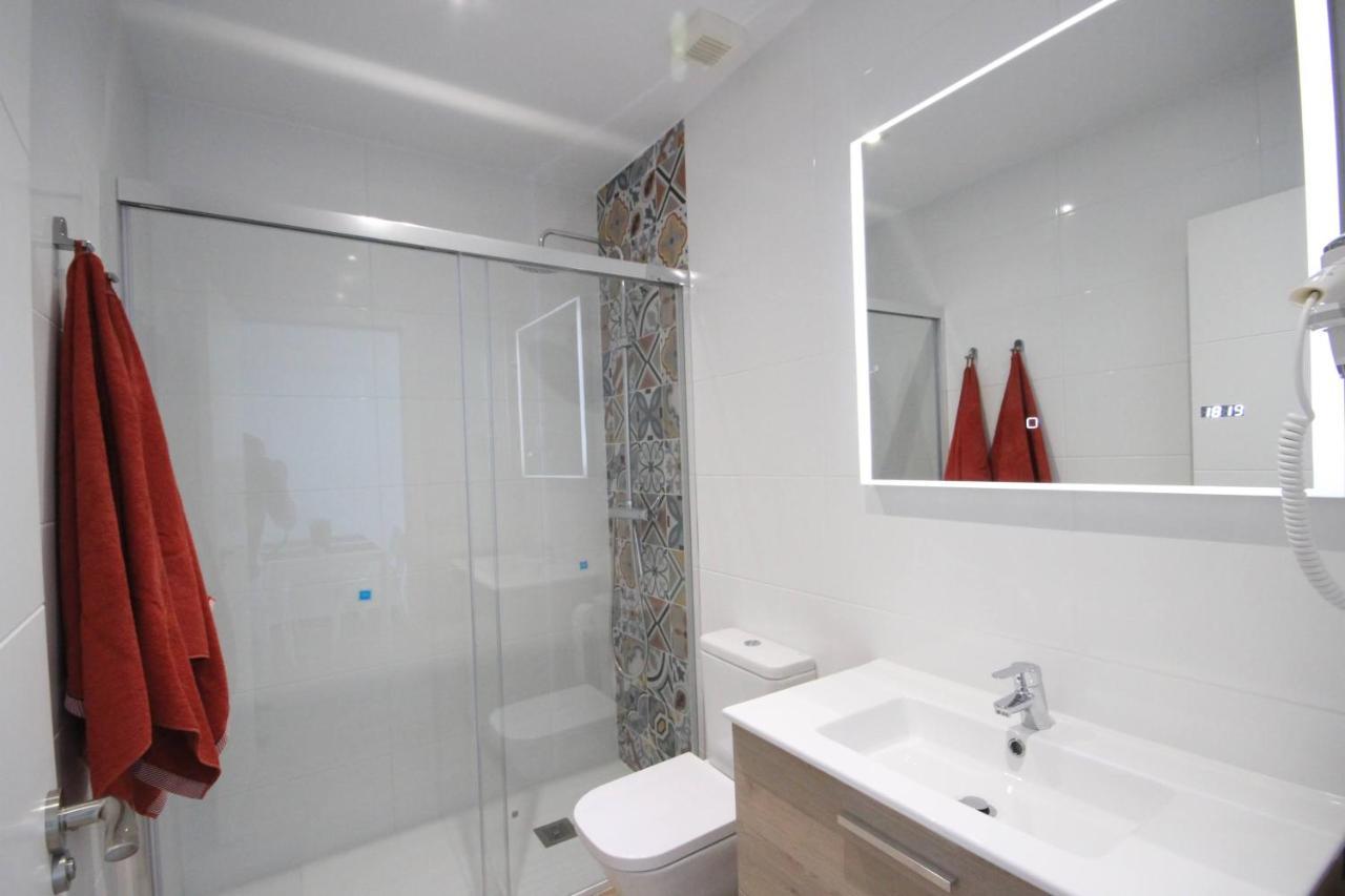 Apartment Las Vistas Beach View Лос Кристианос Екстериор снимка